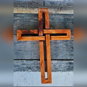 ✨️ Handcrafted Interlocking Wooden Cross